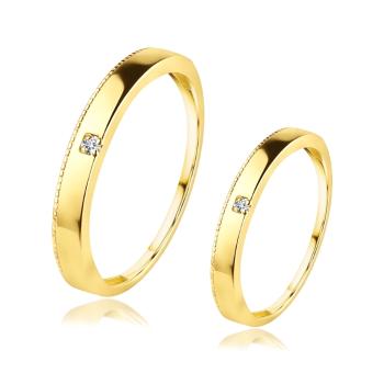 Obrúčky zo žltého 14K zlata - číry zirkón vo výreze, vrúbkovaný okraj - Veľkosť: 51 mm