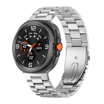 CLASSIC Kovový remienok pre Samsung Galaxy Watch8 / Watch8 Classic strieborný