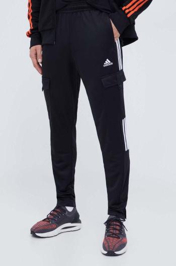 Tepláky adidas čierna farba, s nášivkou,  IA3067