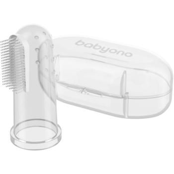 BabyOno Take Care First Toothbrush detská zubná kefka na prst s puzdrom Transparent 1 ks