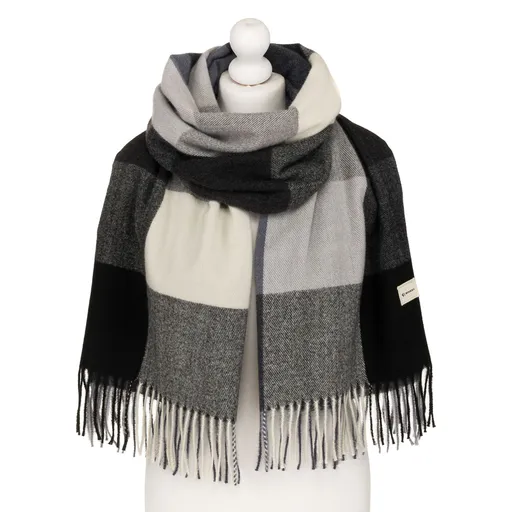 Obojstranný dámsky šál v čiernej farbe so strapcami – Rovicky