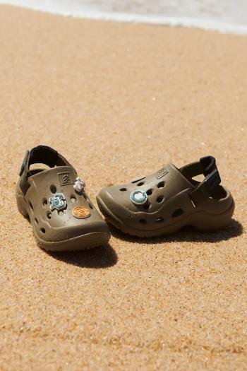 Detské šľapky Liewood Milas Sandals zelená farba, LW19659