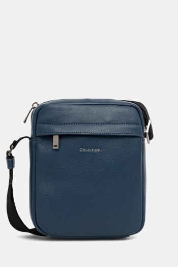 Malá taška Calvin Klein modrá farba, LV04D3160G