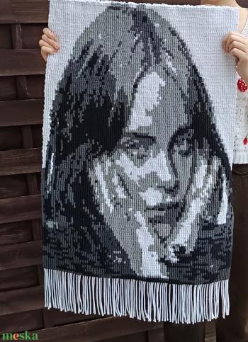 Billie Eilish pixelmakramé