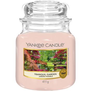 Yankee Candle Aromatická sviečka Classic stredná Tranquil Garden 411 g