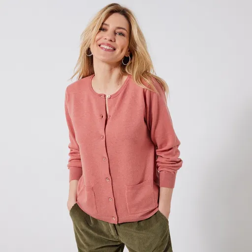 Sveter s okrúhlym výstrihom z jahňacej vlny