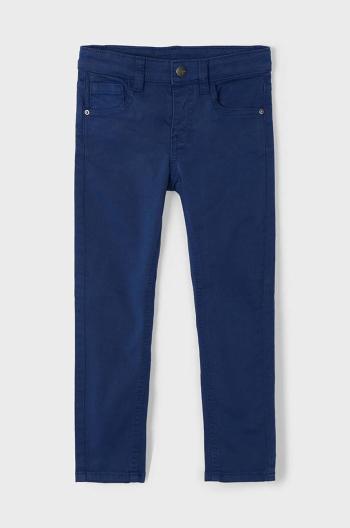 Detské nohavice Mayoral slim fit basic jednofarebné, 517