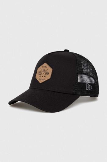 Šiltovka New Era 12523902.BLK-BLK, čierna farba, s nášivkou