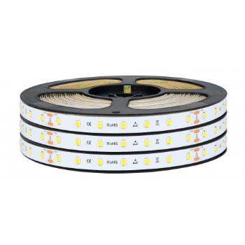 MARATHON LED szalag , áramgenerátoros IC-vel , 24 Volt DC , 2835 , 70 led/m , 6 W/m , meleg fehér , 140 lm/W , IP65