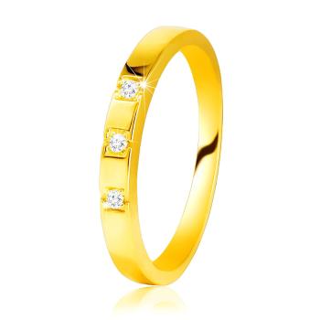 Prsteň zo žltého 585 zlata - lesklé ramená, tri ligotavé zirkóny - Veľkosť: 51 mm