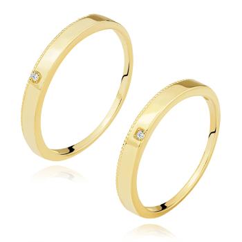 Obrúčky zo žltého 14K zlata - číry briliant vo výreze, vrúbkovaný okraj - Veľkosť: 51 mm