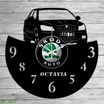 SKODA OCTAVIA bakelit falióra