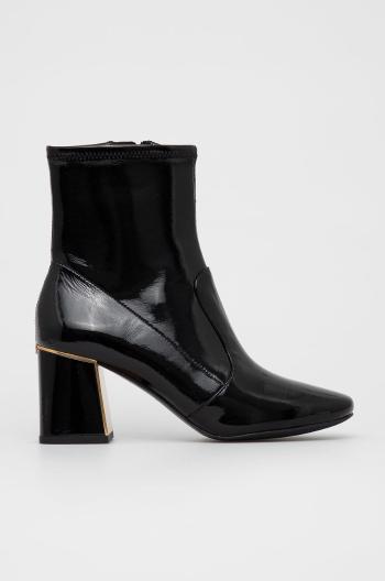 Kožené členkové topánky Tory Burch dámske, čierna farba, na podpätku