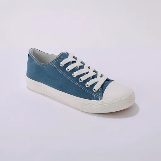 Plátené tenisky so šnúrkami