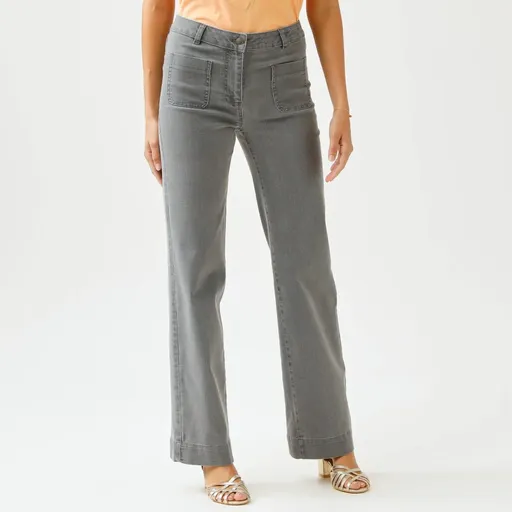 Široké džínsy pre nižšiu postavu s vysokým pásom