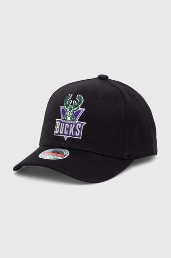 Šiltovka s prímesou vlny Mitchell&Ness NBA MILWAUKEE BUCKS čierna farba, s nášivkou