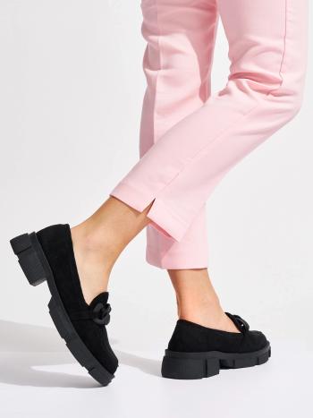 Trendy čierne dámske mokasíny na platforme