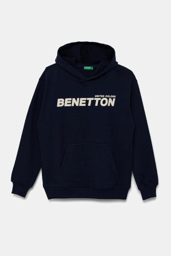 Detská bavlnená mikina United Colors of Benetton tmavomodrá farba, s kapucňou, s potlačou, 3UNIC204R