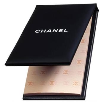 Chanel Zmatňujúce papieriky (Oil Control Tissues) 150 ks