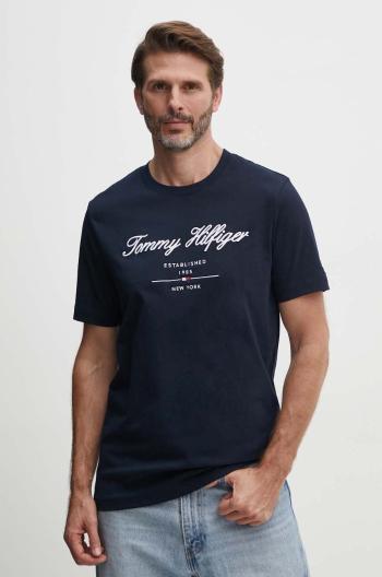 Bavlnené tričko Tommy Hilfiger pánsky, tmavomodrá farba, s nášivkou, MW0MW33691