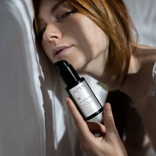 Alteya Organics Bio Damascena pleťové sérum proti slnku SPF25 50 ml