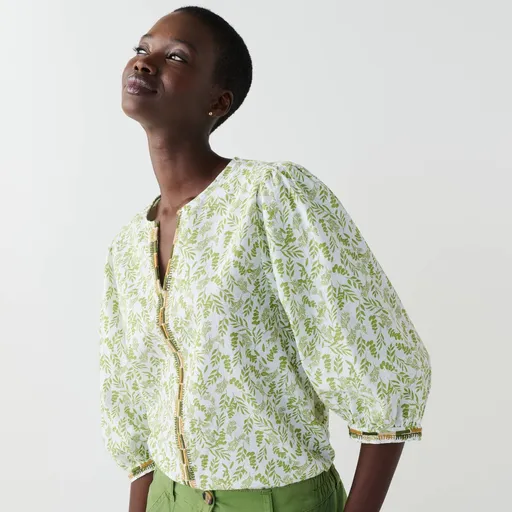 Blúzka s výšivkou,
		3/4 rukávmi a potlačou