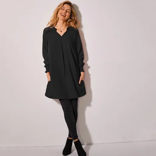 Jednofarebná tunika s dlhými rukávmi a čipkou na pleciach