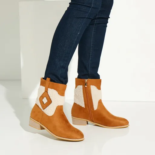 Nízke čižmy v etno štýle