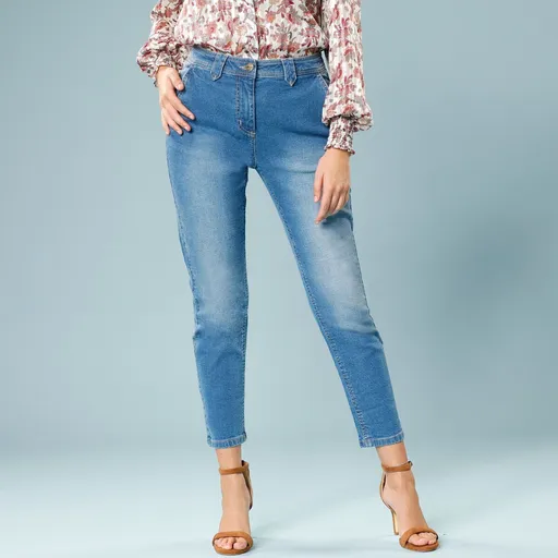 Džínsy mom pre nižšiu postavu