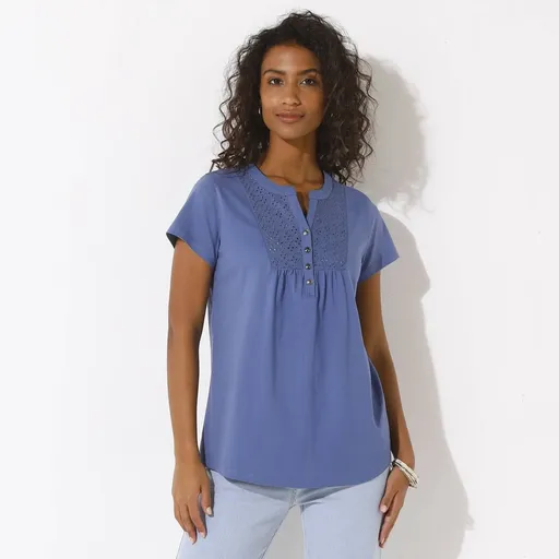 Tričko s krátkymi rukávmi, vpredu s gombíkovou légou a madeirou