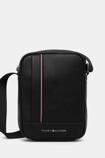 Malá taška Tommy Hilfiger čierna farba, AM0AM13632