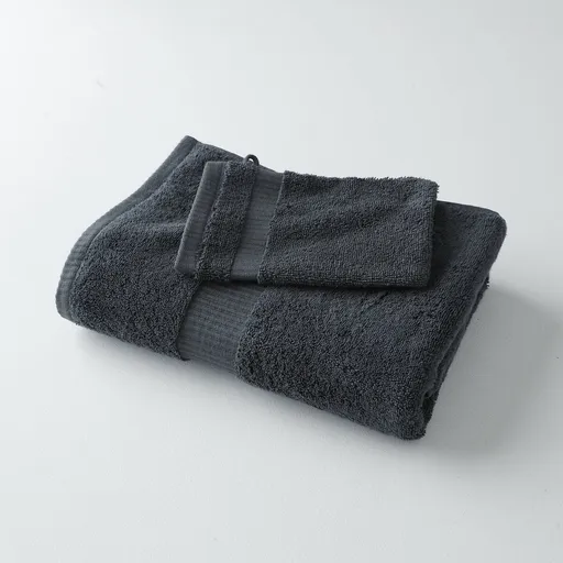 Jednofarebná froté súprava kúpeľňového textilu 640g/m2 confort prestige