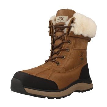 UGG  ADIRONDACK BOOT III  Čižmy Hnedá