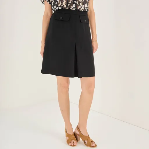 Krátka rozšírená sukňa