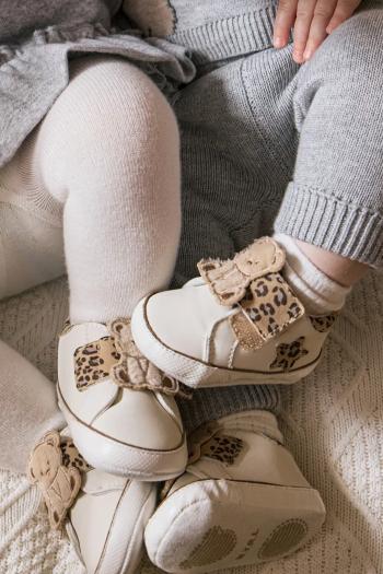 Topánky pre bábätká Mayoral Newborn béžová farba, 9966