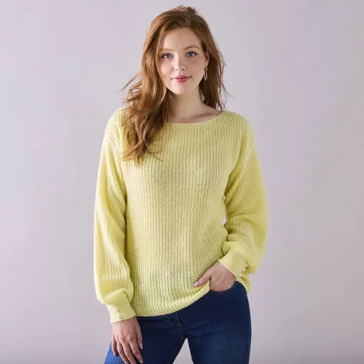 Pulóver s lodičkovým výstrihom a perličkovými gombíkmi