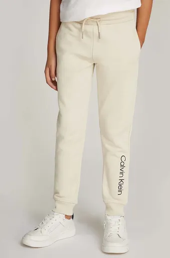 Detské bavlnené tepláky Calvin Klein Jeans REGULAR JOGGER