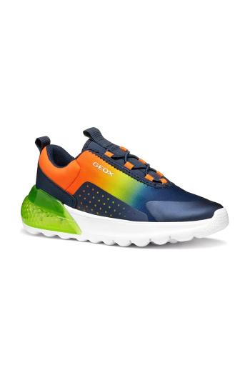 Detské tenisky Geox ACTIVART ILLUMINUS zelená farba, J45LYA.02A9J