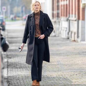 Dupla gombos kabát, hossza kb. 110 cm