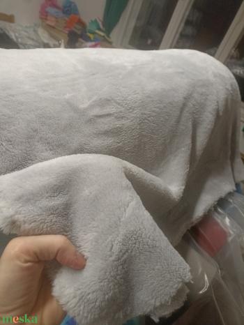 62 68 74 80 86 92 98 104 110 116 122 128 134 140 146 Tavaszi Téli  wellsoft tipegő hálózsák RENDELÉSRE szürke