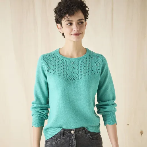 Pulóver s ažúrovým vzorom