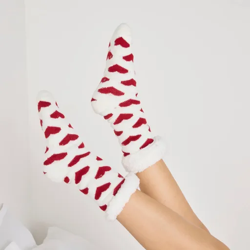 Ponožky s hrejivou podšívkou
		a motívom srdiečok