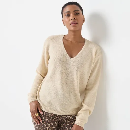 Pulóver s výstrihom do V zo zmes vlny a mohéru