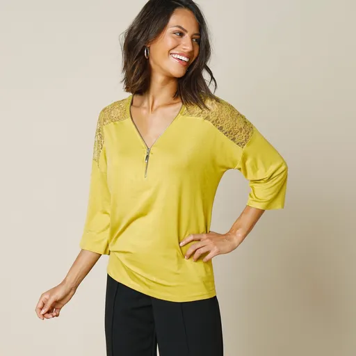 Tričko s výstrihom do V na zips a čipkou