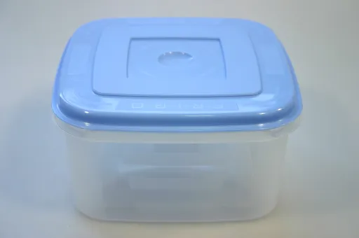 MAKRO - Dóza Bella 1,5L, hlboká 16x16x8,5cm, rôzne farby