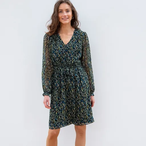 Voálové šaty s minimalistickým vzorom