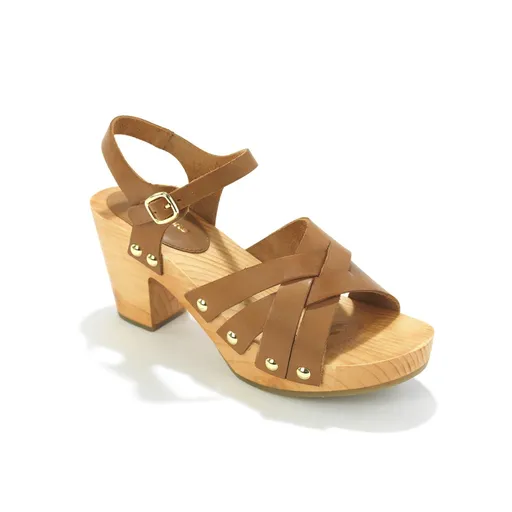 Kožené sandále s nitmi na drevenom podpätku