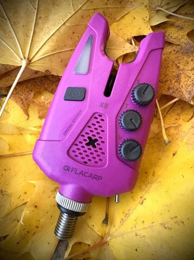 Flacarp signalizátor záberu x8 špeciálna edícia jeseň 2025 - fialová