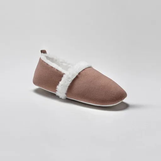 Papuče s podšívkou z textilnej kožušiny