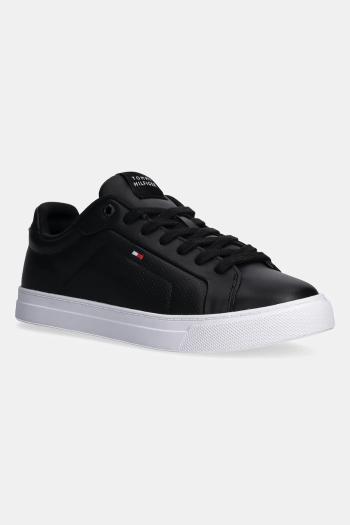 Kožené tenisky Tommy Hilfiger ICON COURT PINPERF LTH čierna farba, FM0FM05483